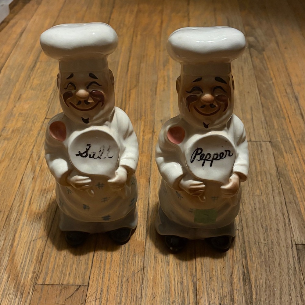 Vintage Japan Ceramic Chef Salt & Pepper Shakers Figural Kitchen Pair